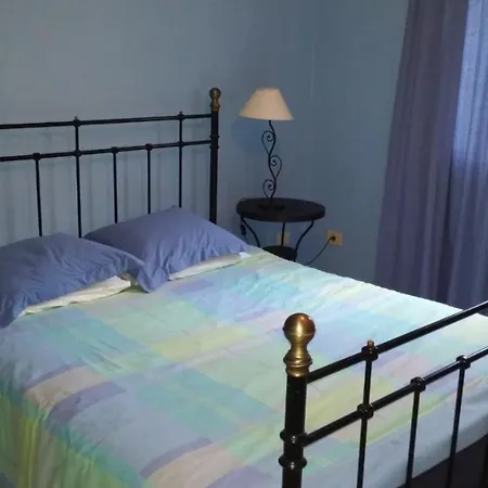 Сasa de vacaciones Finca Oasis Mango,holiday Home, Vivienda Vacacional, Comunal Pool, Sea View From Private Terraces,3 Mins To Town By Car, Wifi, Netflix Candelaria