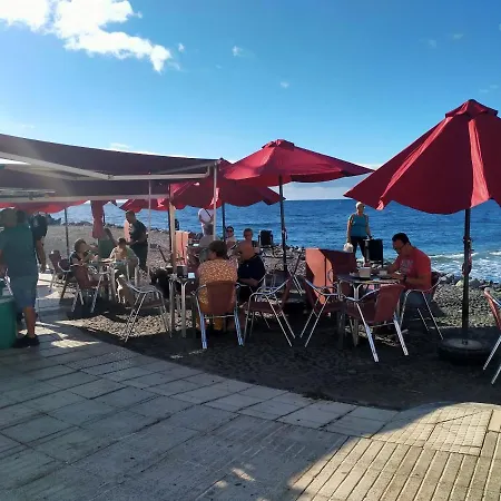 Finca Oasis Mango,holiday Home, Vivienda Vacacional, Comunal Pool, Sea View From Private Terraces,3 Mins To Town By Car, Wifi, Netflix Сasa de vacaciones
